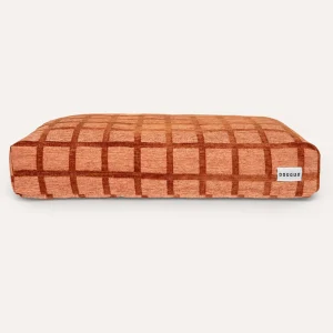 Dogguo hondenkussen vierkant print mokka bruin