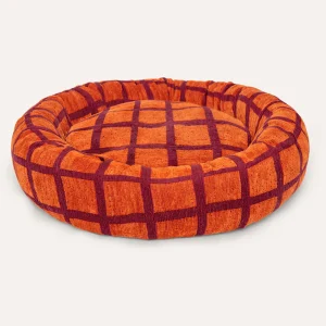 Dogguo donut hondenmand vierkant print bordeaux oranje